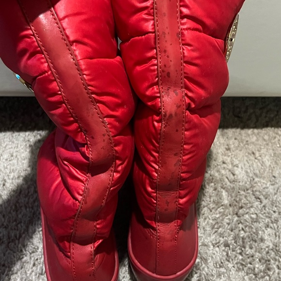 Tory Burch puffer boots - Picture 3 of 10
